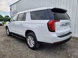 Used 2021 GMC Yukon XL SLT image 4