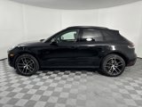 Used 2025 Porsche Macan image 2