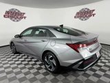 Used 2025 Hyundai Elantra SEL image 5