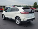 Used 2023 Ford Edge SEL w/ Convenience Package image 4