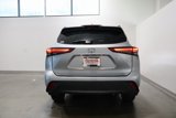 Certified 2023 Toyota Highlander XLE image 5