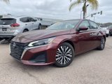 Used 2023 Nissan Altima 2.5 SV image 3
