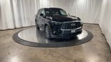 New 2025 INFINITI QX60 Pure image 4
