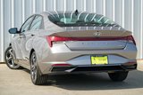 Used 2023 Hyundai Elantra Limited image 4