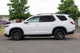 New 2025 Honda Pilot Touring image 3