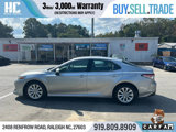 Used 2020 Toyota Camry LE image 2