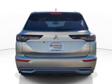 New 2025 Mitsubishi Outlander SEL image 6