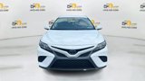 Used 2019 Toyota Camry SE image 2