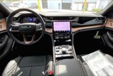 New 2025 Jeep Grand Cherokee Summit image 5