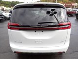 New 2025 Chrysler Pacifica Select image 4