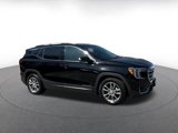 Used 2024 GMC Terrain SLT image 2