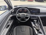 Used 2023 Hyundai Elantra SEL w/ Convenience Package image 3