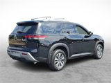 New 2025 Nissan Pathfinder SL image 4