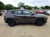 Used 2018 Jeep Compass Sport image 2