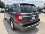Used 2015 Chrysler Town & Country Touring w/ Driver Convenience Group image 3