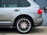 Used 2010 Porsche Cayenne GTS image 6
