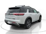New 2025 Nissan Pathfinder Platinum w/ Black Appearance Package image 4