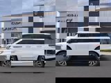 New 2023 Lincoln Navigator Reserve image 3
