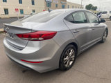 Used 2017 Hyundai Elantra SE image 5