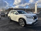 New 2025 Nissan Pathfinder Platinum w/ Cargo Package image 4