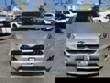 Used 2020 Kia Niro LX image 2