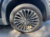 Used 2025 Volkswagen Taos SE image 5