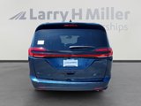 New 2025 Chrysler Pacifica Premium image 4