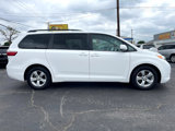 Used 2016 Toyota Sienna LE image 4
