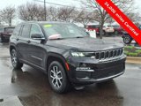 Certified 2023 Jeep Grand Cherokee Limited image 3