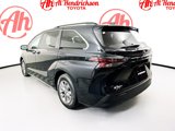 Used 2024 Toyota Sienna XLE image 5