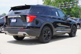 Used 2023 Ford Explorer Limited image 3