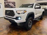 Used 2022 Toyota Tacoma TRD Off-Road image 5