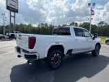 New 2025 GMC Sierra 2500 Denali Ultimate image 3