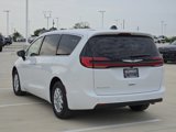 New 2026 Chrysler Pacifica Select image 5