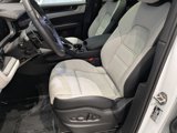 Certified 2024 Porsche Cayenne Coupe image 5