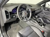 Used 2023 Porsche Cayenne Coupe image 4