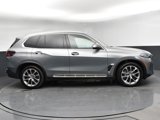 Used 2024 BMW X5 xDrive40i w/ Premium Package image 3
