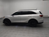 Used 2019 Kia Sorento S image 3