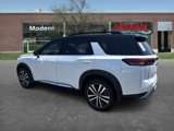 New 2025 Nissan Pathfinder Platinum image 2