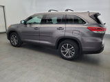 Used 2019 Toyota Highlander XLE image 3