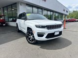 Used 2025 Jeep Grand Cherokee Summit image 3