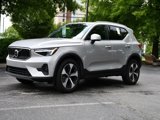 Certified 2025 Volvo XC40 B5 Plus image 3