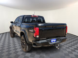 Used 2024 Chevrolet Colorado Trail Boss w/ Technology Package image 3
