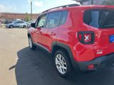 Used 2016 Jeep Renegade Latitude image 3