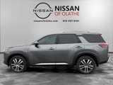 New 2025 Nissan Pathfinder Platinum image 3
