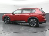 Used 2024 Nissan Rogue SV w/ SV Premium Package image 5