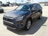 Used 2021 Toyota RAV4 XLE Premium image 3