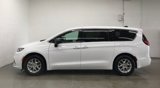 New 2025 Chrysler Pacifica Select image 6