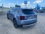 Used 2024 Kia Sorento S image 4