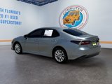 Used 2022 Toyota Camry LE image 3